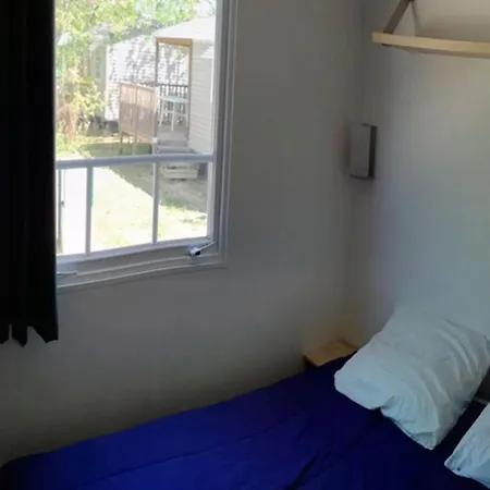 캠프장 Mobil-home 3 Avec Terrasse A - Api-1-52-808 콜리아스